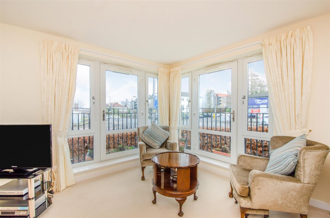 Hilltree Court, Giffnock
